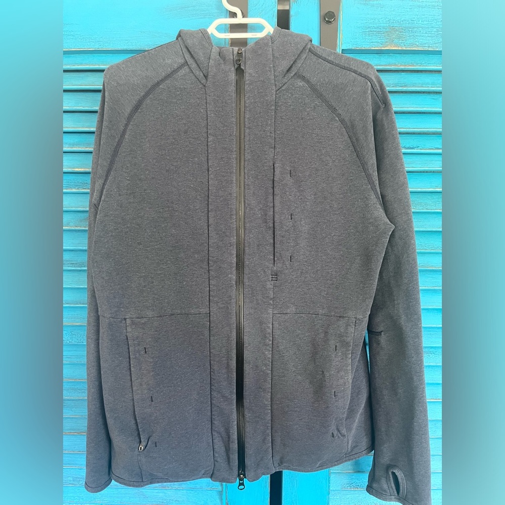 Lululemon men’s hoodie
